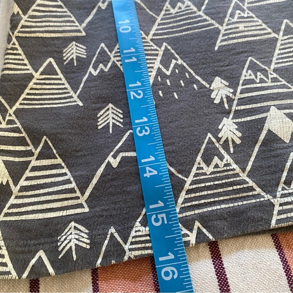 Lali Gray Winter Mountain Print Long Sleeve Shirt - Picture 12 of 13